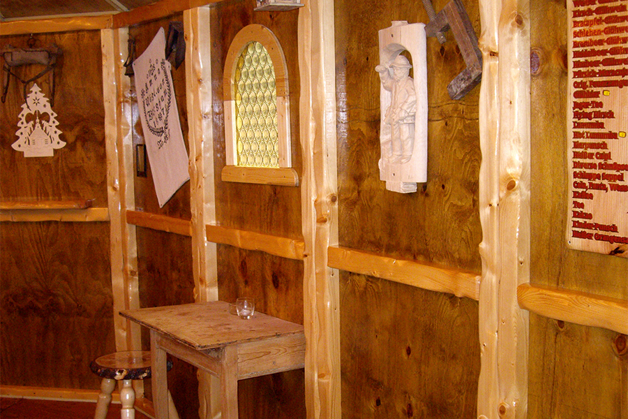 Adventsstube Weihnachtspyramide Alexander Markurth Aschaffenburg